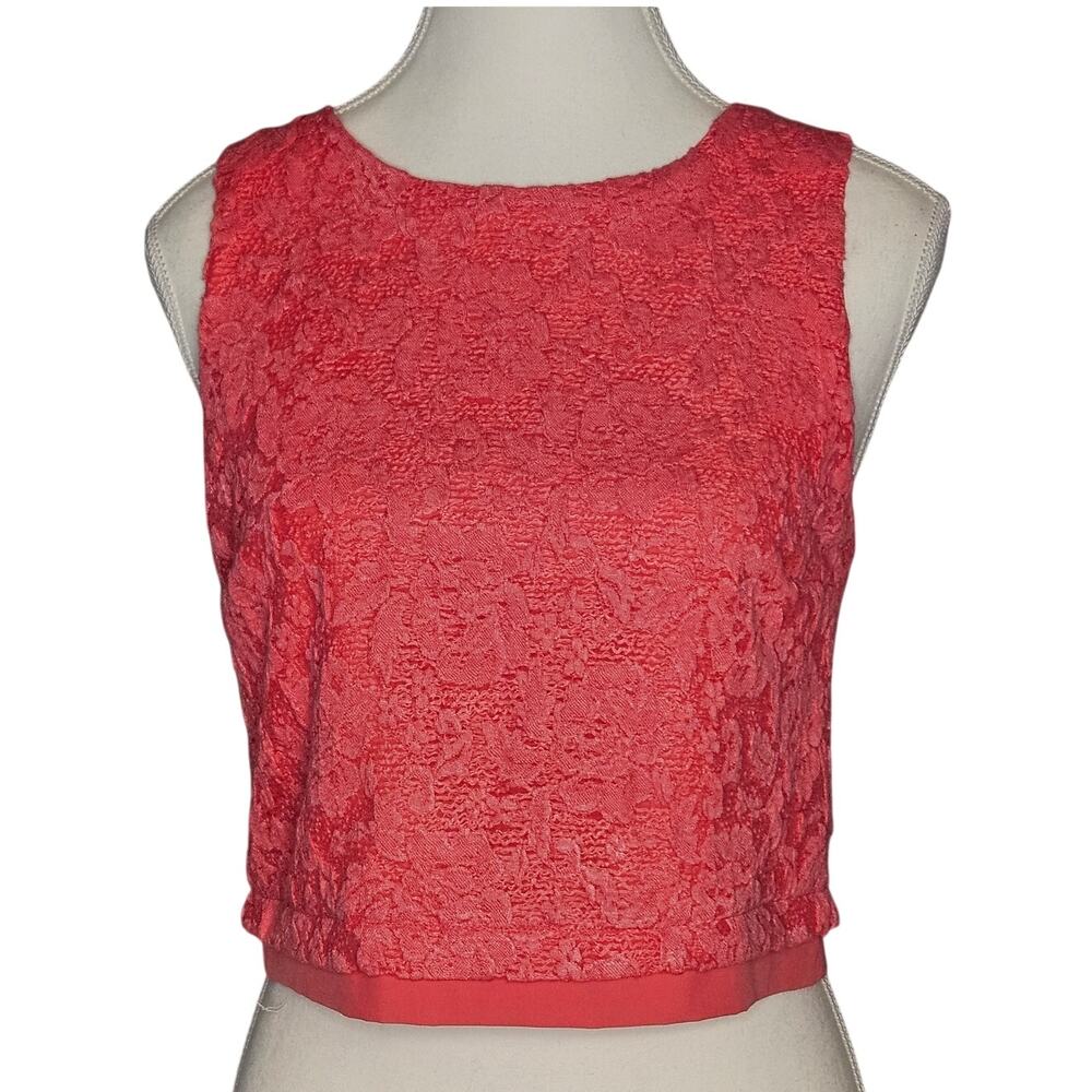 Super Cute Coral Sleeveless Lace Crop Top by Aqua Bloomingdale's -M- (B37)
